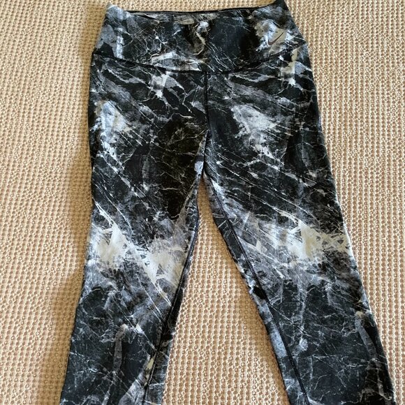Nike Dri-Fit Leggings Size M - Picture 1 of 15